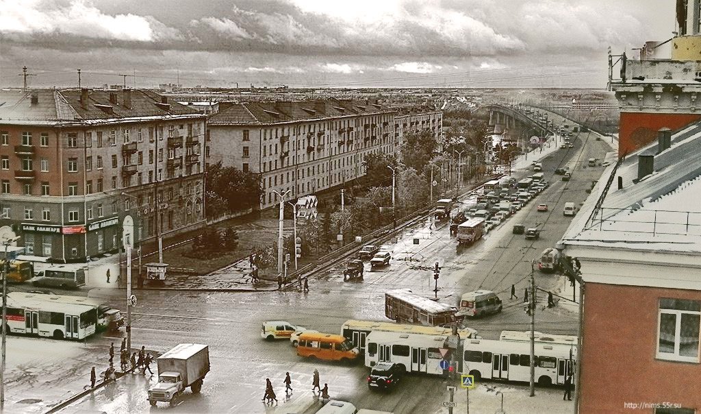 Ленинградская площадь фото. Ленинградская площадь Омск. Омск в 1950 улица Масленникова. Масленникова старый Омск. Г. Омск Ленинградская площадь.