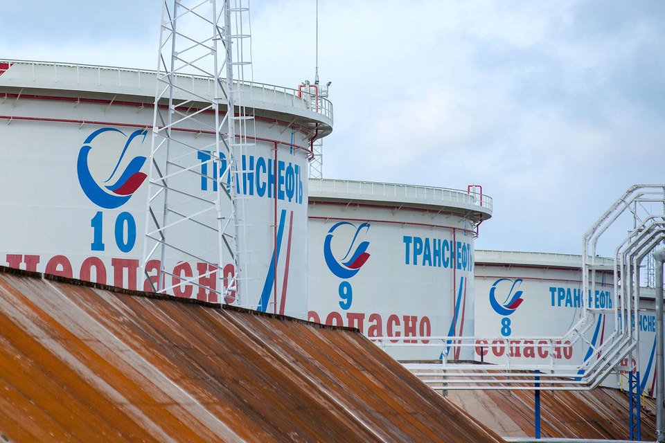 Gw chtn transneft. Роснефтегаз. Роснефть Транснефть иск. Рисунок на тему Транснефть. Роснефтегаз инструмент