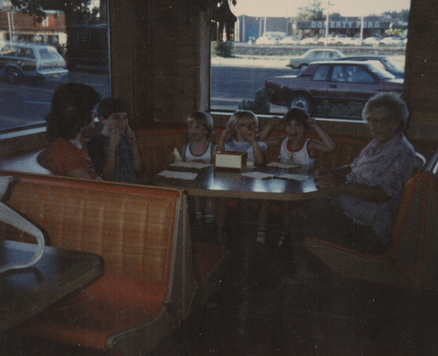1985 apx Sunshine Pizza Pickell Williams Rick Katie Karen.png