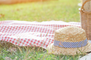 vacation-leisure-lifestyle-concept_1421-620.jpg