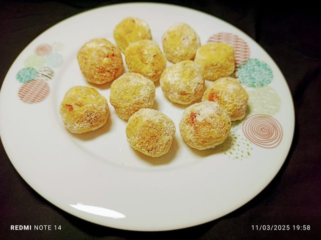 r8.jpg