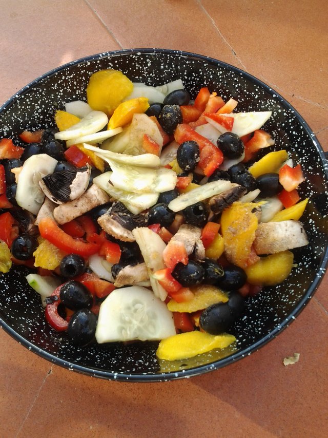 salat olive.jpg