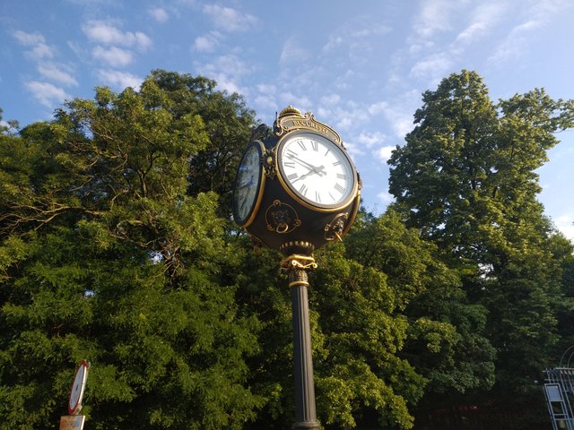 P80526-074822.jpg