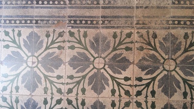 Malta tiles.jpg
