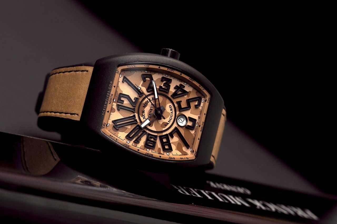 Часы через границу. Franck Muller. Franck Muller Bronze. Франк Мюллер часы. Franck Muller часы самые дорогие.