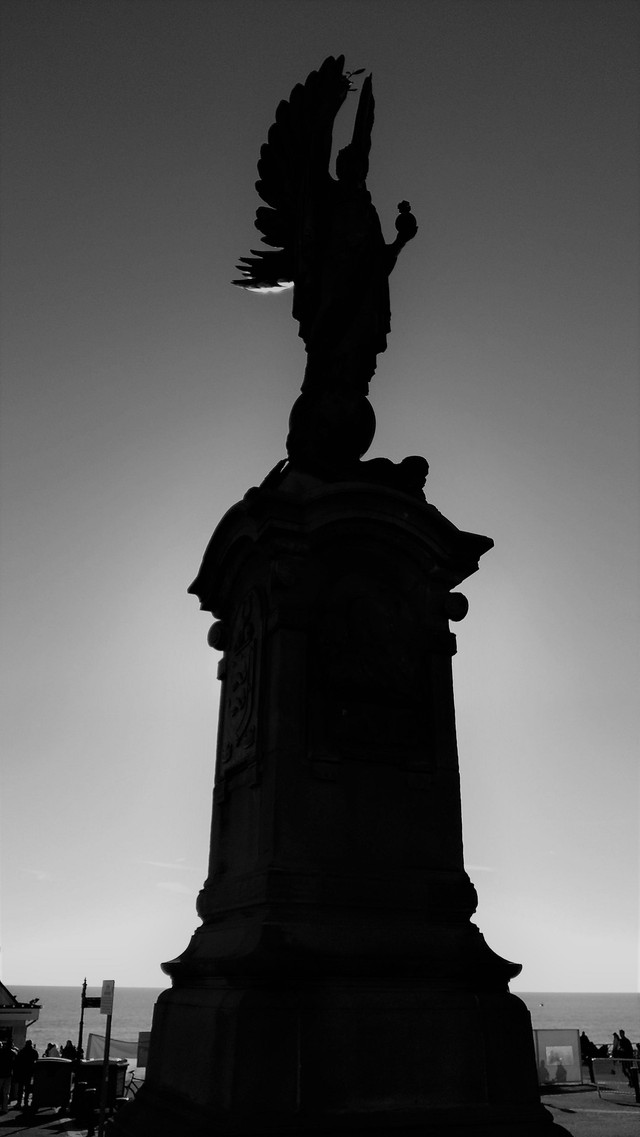peace statue silhouette.JPG