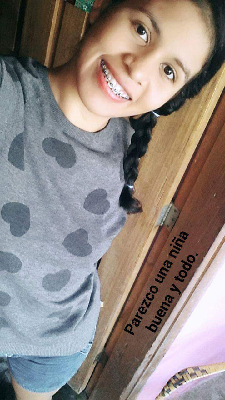 Una niña buena ♡.jpg