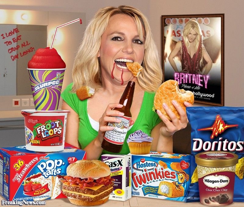 Britney-Spears-Eating-Junk-Food--113761.jpg.