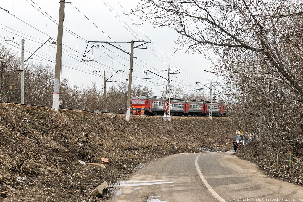 Московская железнодорожная компания. Электричка грязи Москва.