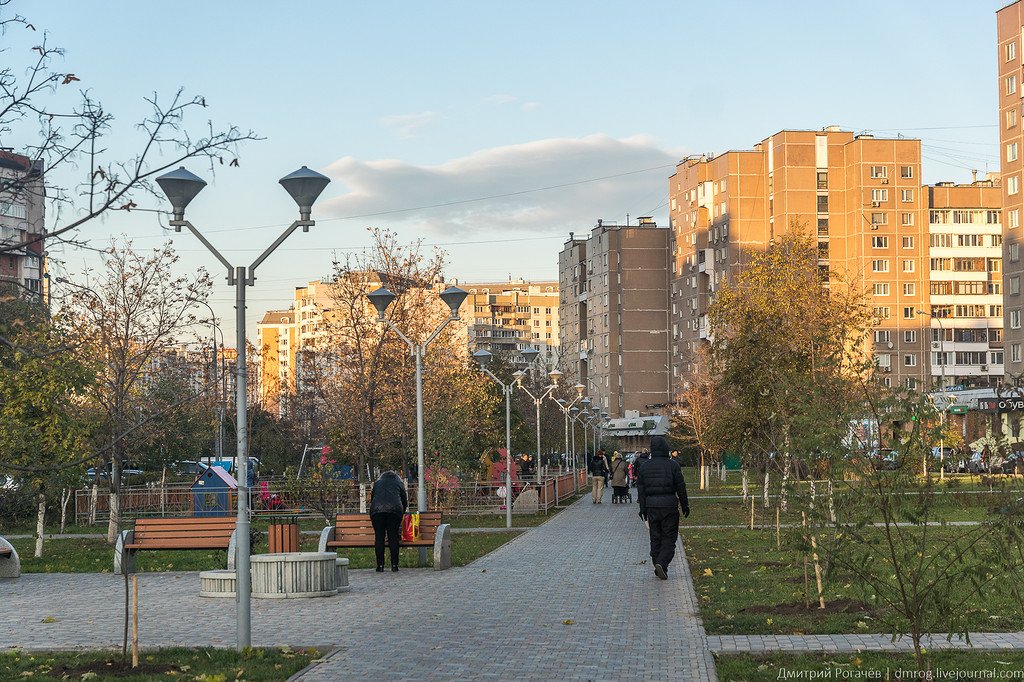 Жулебинский бульвар. Жулебинский бульвар парк. Парки Жулебинский бульвар Моршанская. Жулебинский бульвар фото. Жулебинский бульвар открытие памятника.