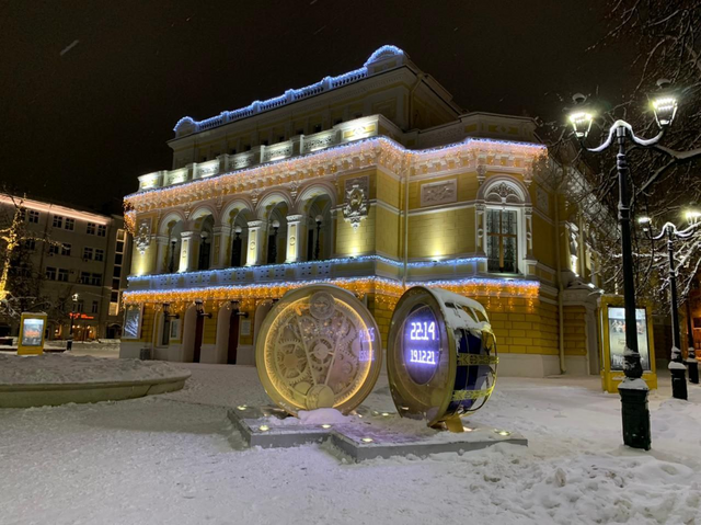 Отели нижнего новгорода с новогодней программой. Казино Нижний Новгород новый год. Казино Нижнего Новгорода в 2000. Казино Нижний Новгород фото. Где казино в Нижнем Новгороде.