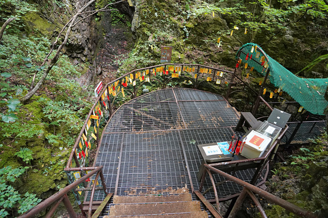 b-S260928-085621.jpg