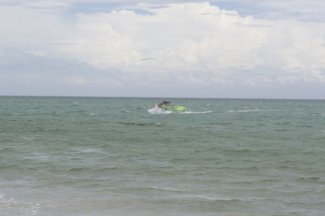 yaqueplaymar0108.jpg
