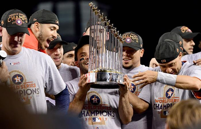 serie-mundial-los-astros-se-coronan-por-primera-vez-campeones-578821.jpg