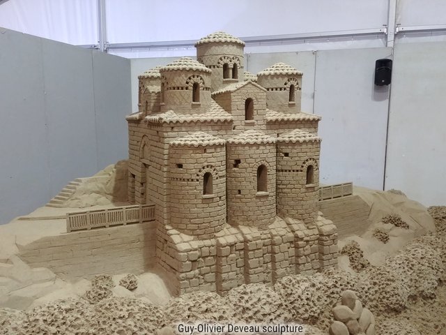 2019-11 (3) Church 02.jpg