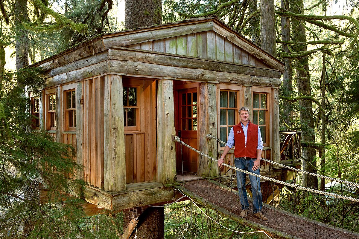 Путешественник решил построить себе дом. Пит Нельсон дома на деревьях. Питер Нельсон дома на деревьях. Передача дом на дереве Дискавери. Домик на дереве.