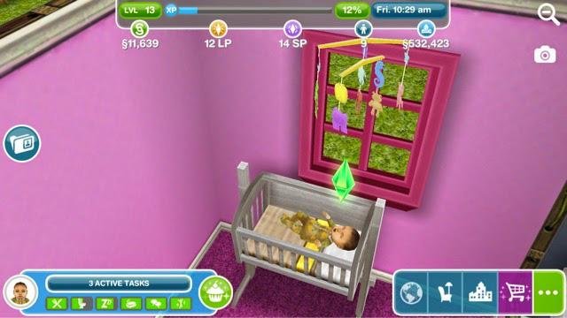 Как в the sims freeplay сводить младенца в туалет