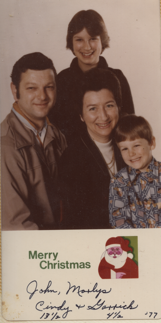 1977 John Marilyn Cindy Derrick Pickett.png