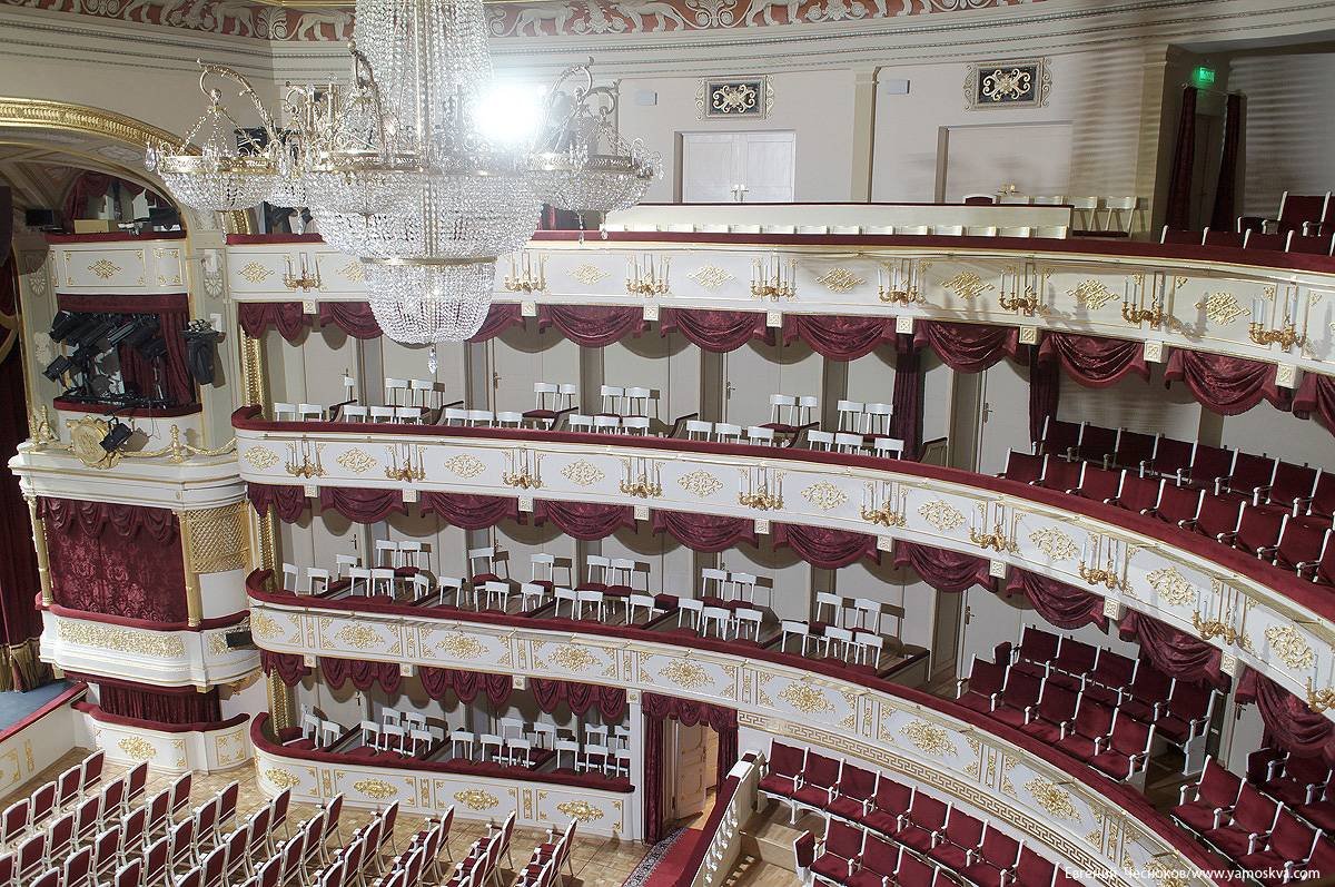 Малый театр основная сцена страфонтен