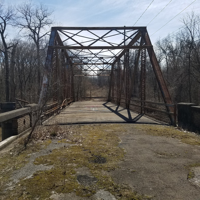 Long view of metal part of bridge