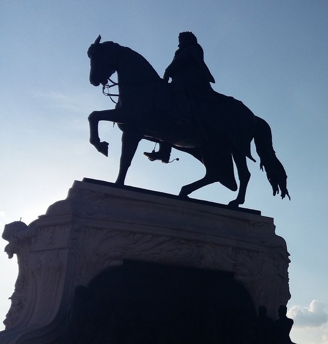 parliament statue.jpg
