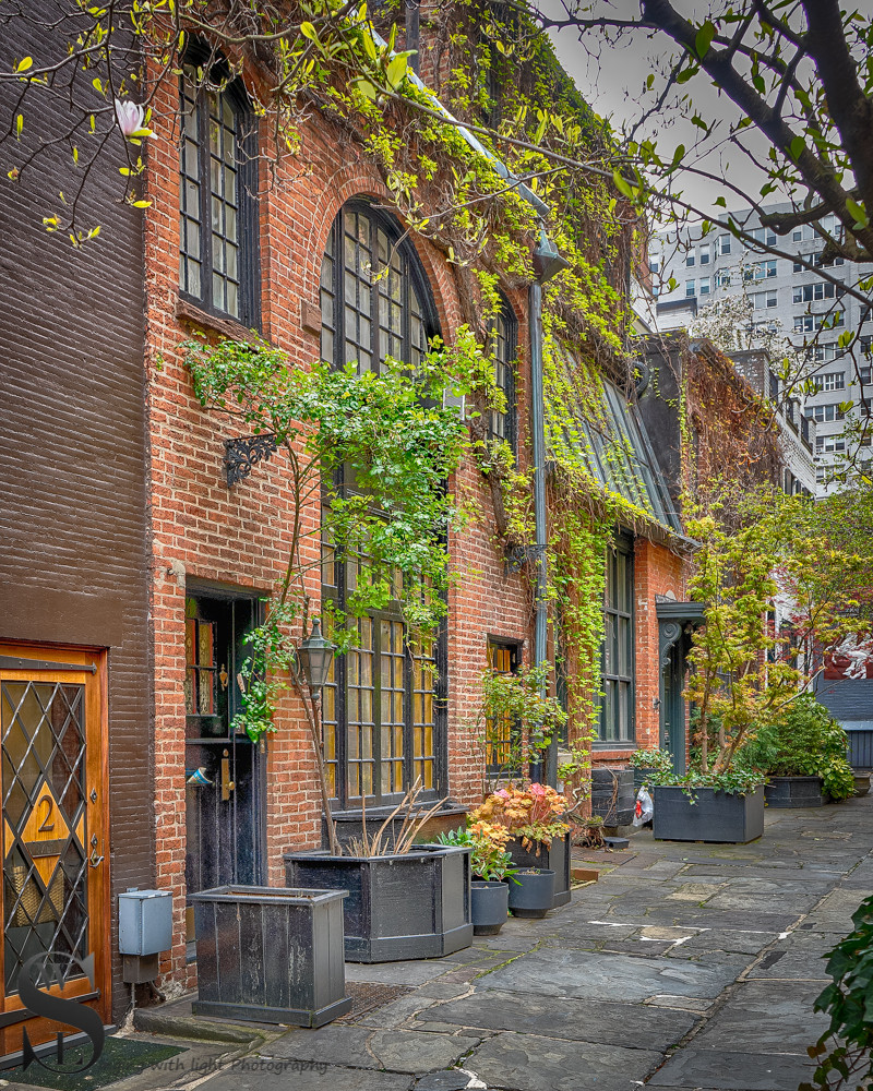 Sniffen Court (1 of 3).jpg
