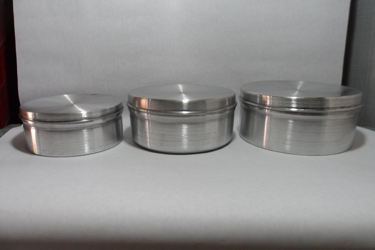 juego-de-quesillera-en-aluminio-de-3-moldes-D_NQ_NP_713221-MLV20727014706_052016-F.jpg