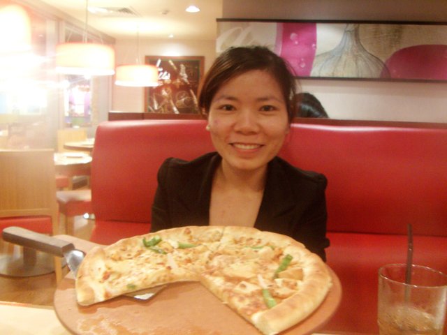 2014-02-18 - Tuesday - Pizza Hutt Katie Leaf Pagoda Q12 Class Lost Late FIght - 1548036_582635541831407_180687579_o.jpg