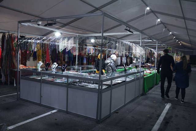 market_0007.jpg