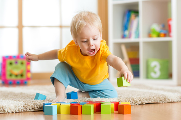 baby play.jpg