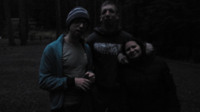 Joey Rick Maria Hiking Dark FAV IMG_20190115_170307.jpg