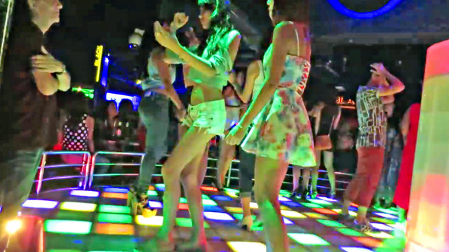 Climax Nightclub, Bangkok... FULL OF FREELANCERS!!!.jpg