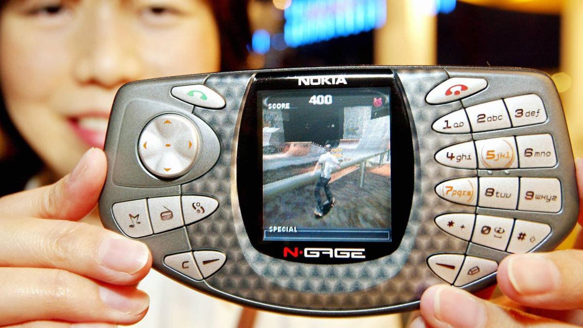 Необычный телефон парень. Nokia n-Gage (2003). Nokia n Gage 1. Nokia n Gage 3300. Nokia n Gage 2.