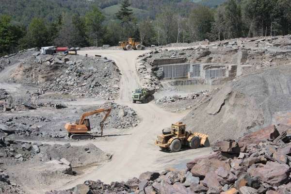 2-Mining-in-the-Quarry.jpg
