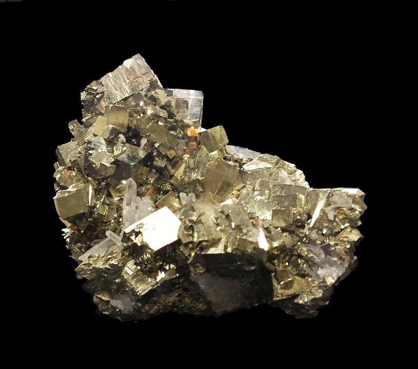 pyrite-1435118_960_720.jpg