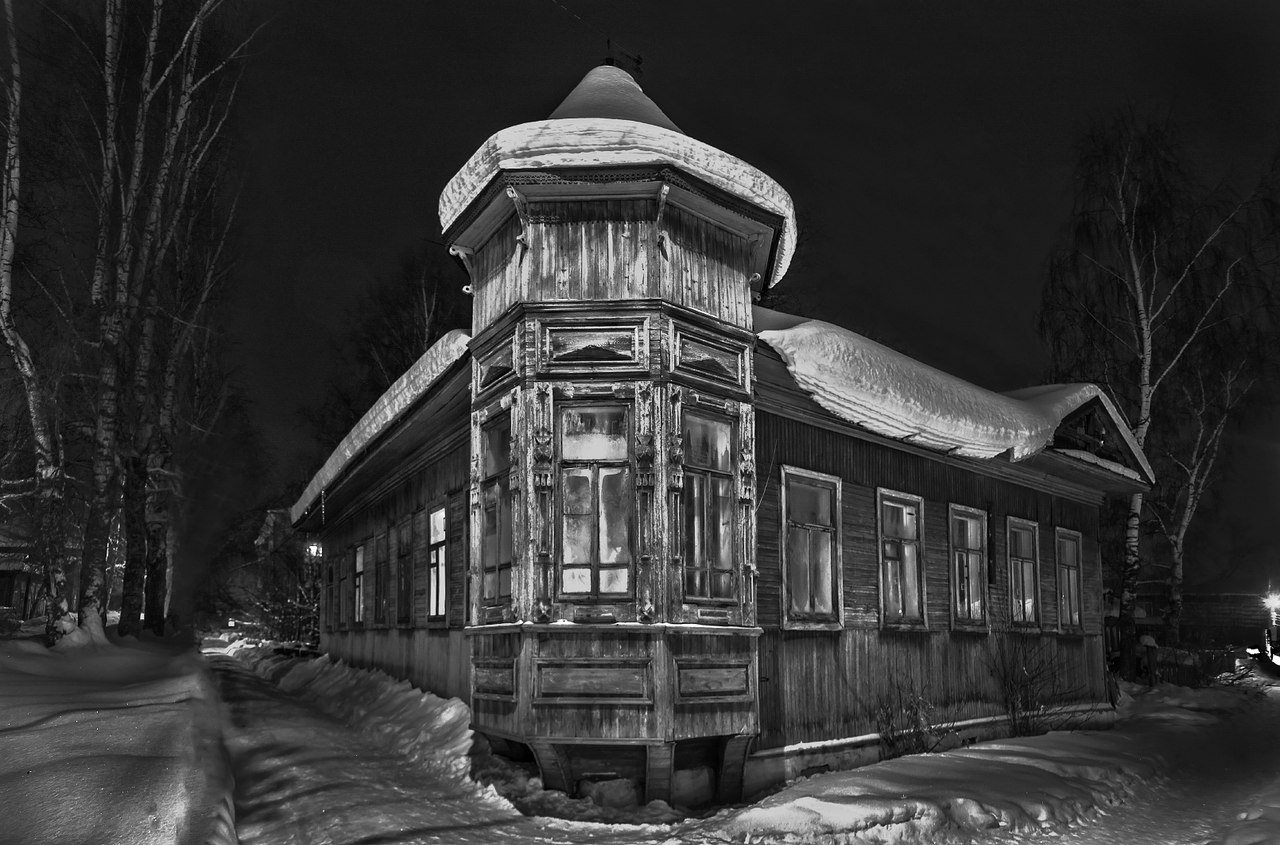 устюг усадьба ноготковых. ул кирова великий устюг. улица кирова 62 великий устюг. кирова 56 великий устюг дом. великий устюг весной.