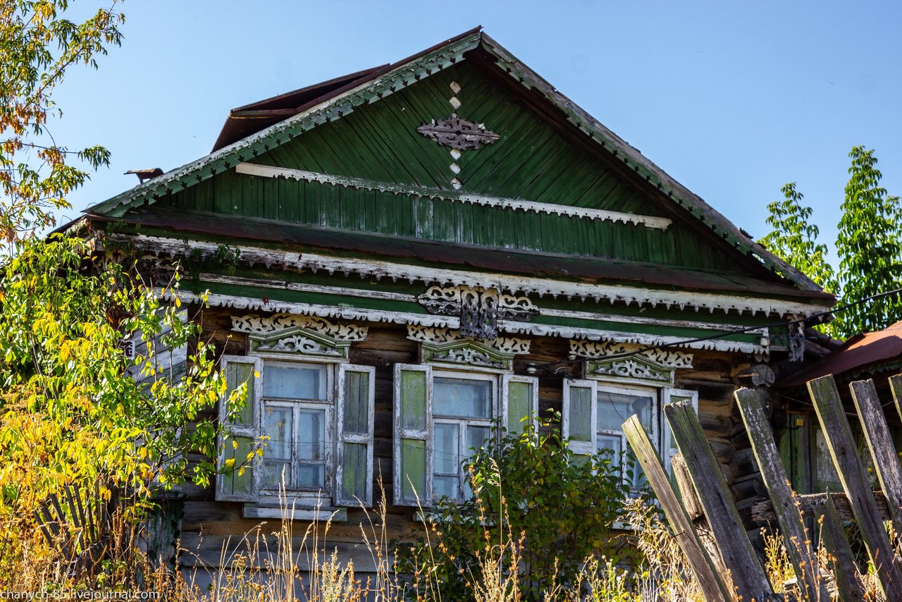 Дом в самарской деревни. Село Торновое. Дом с мезонином Самарская область Рождествено. Самара деревня.