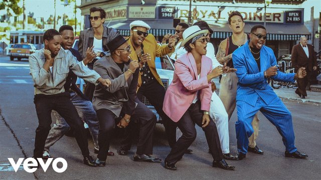 Bruno Mars - Uptown Funk.jpeg