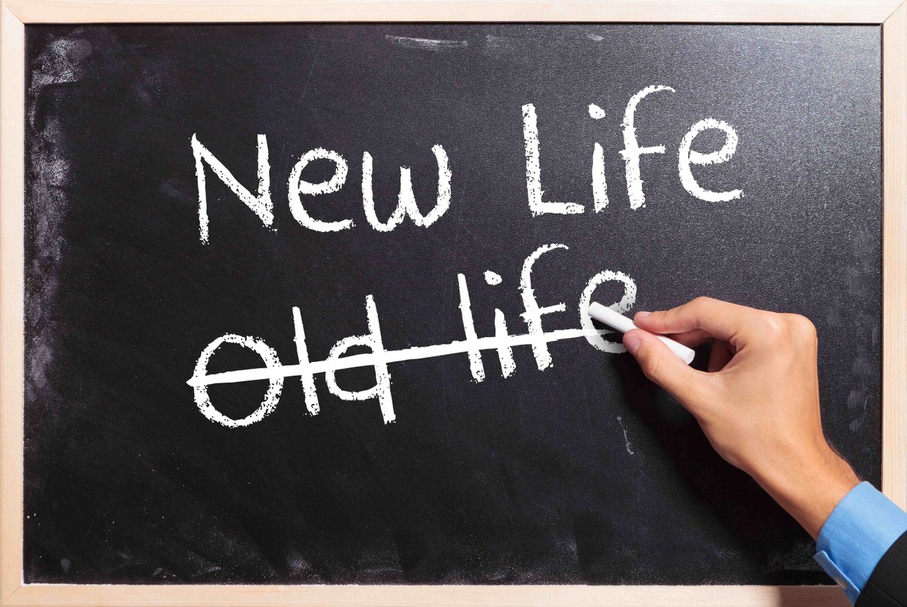 Live a new life. The New Life. New Life картинки. New Life надпись. Start a New Life.