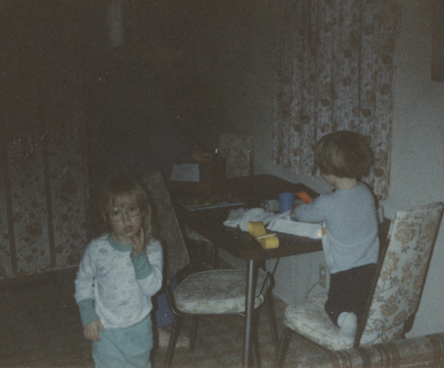 Dining Table.png