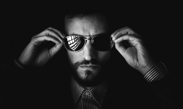 sunglassselfie.jpg