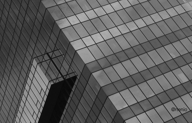 a_building03BW.jpg