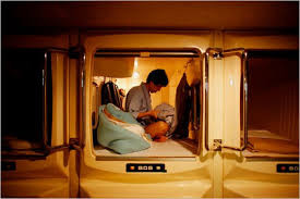 japanhotelpods.jpg