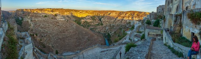 Untitled_Panorama7_resize.jpg