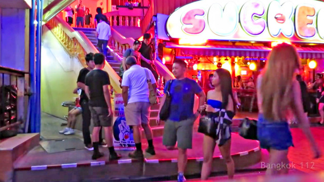 Nana Plaza Video 20 - 2015.jpg