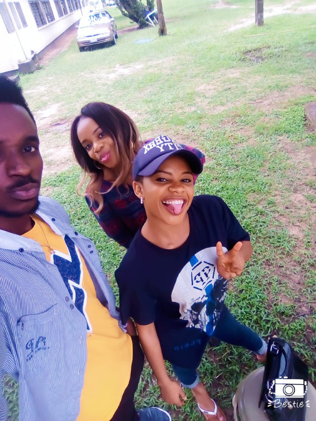 selfiecamera_2017-09-06-14-31-06-817.jpg