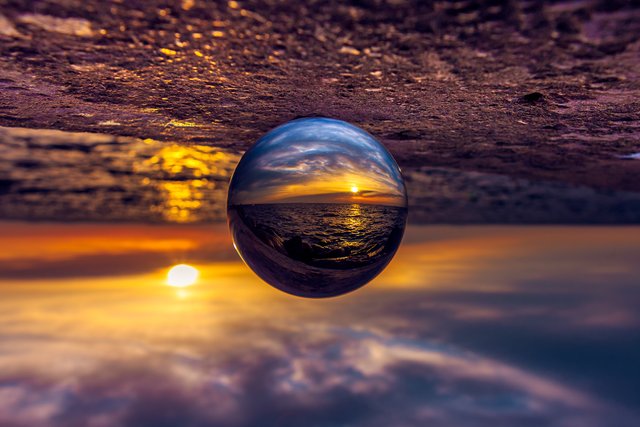 The-rounded-world.jpg