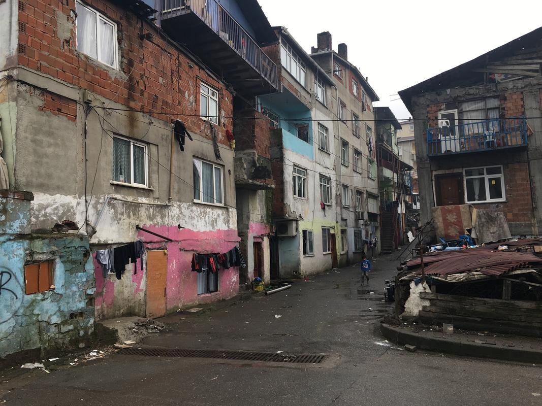 Столипиново болгария цыганский квартал фото