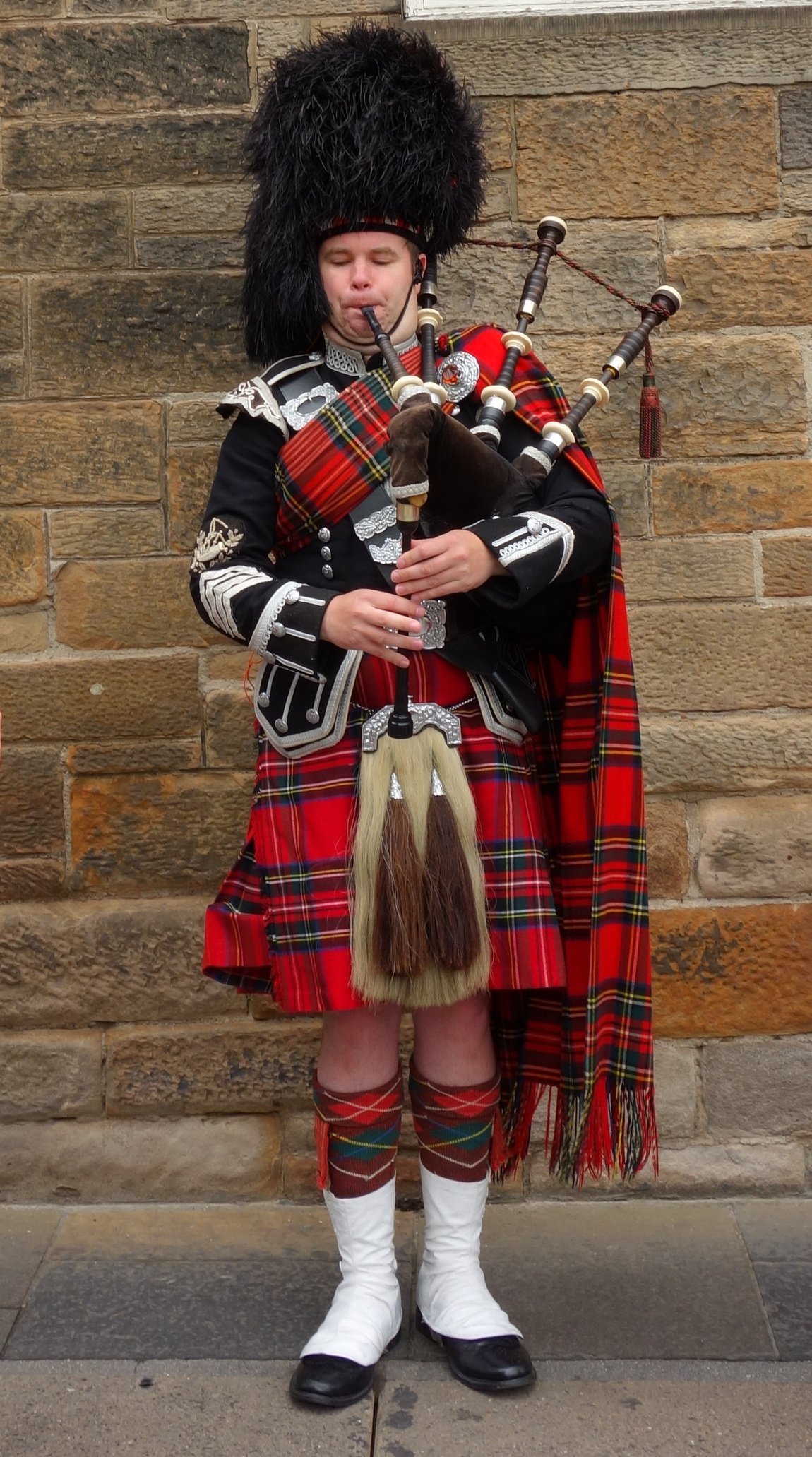 Bagpipe dance music