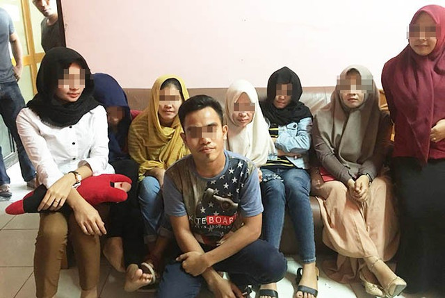 ungkap-prostitusi-online-di-aceh-polisi-amankan-7-perempuan_m_198415.jpeg